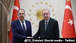 Rusya Dışişleri Bakanı Lavrov Cumhurbaşkanı Recep Tayyip Erdoğan’la biraraya geldi.